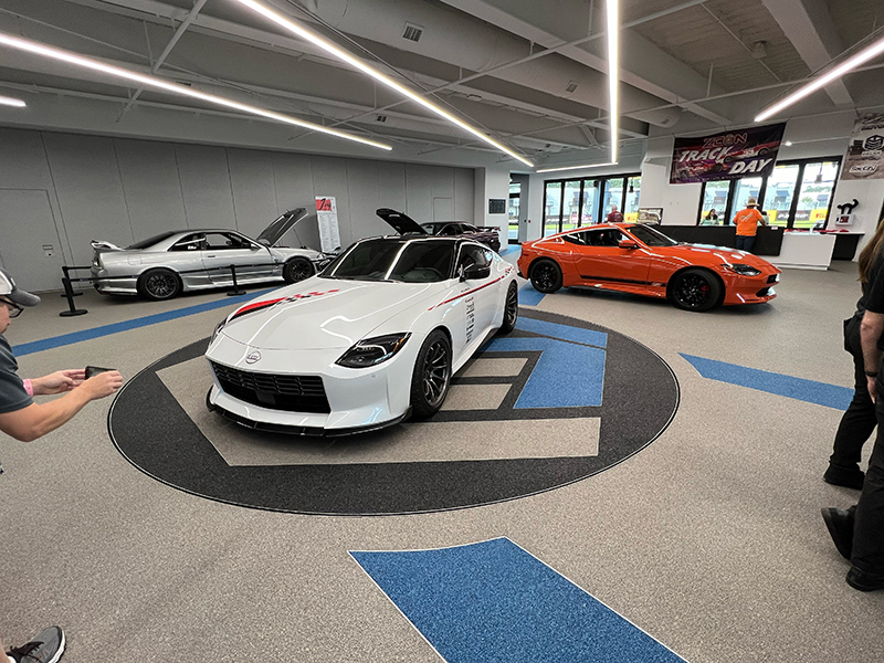 Zs_on_the_track_5846