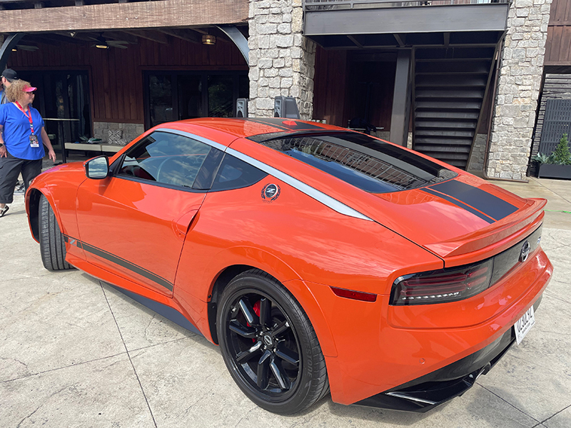 photo-6741409506295808